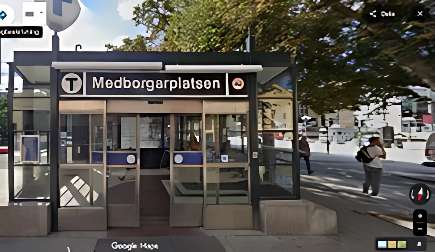 1 - T-bana till Medborgarplatsen uppgång Björns trädgård